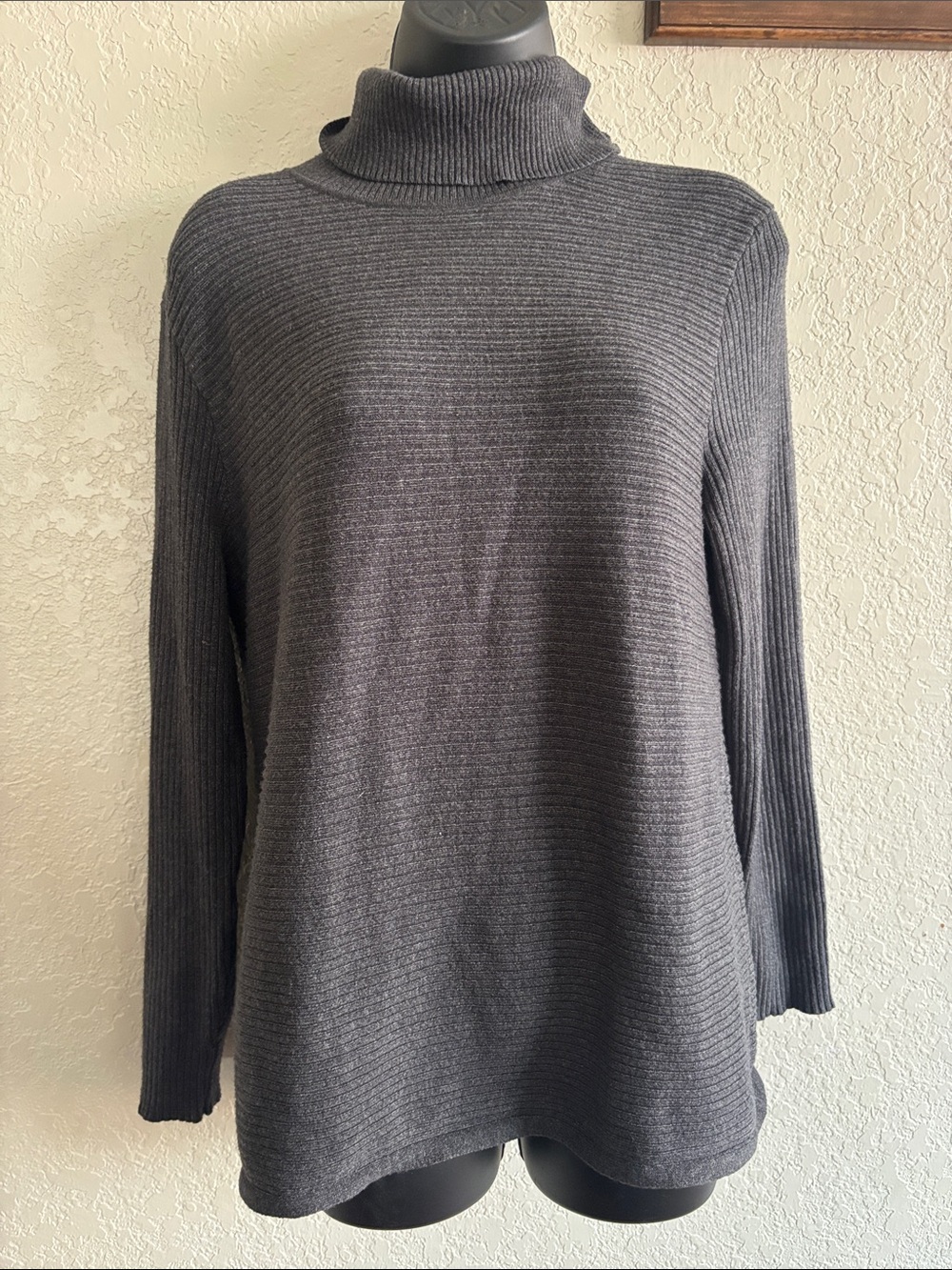 Investments Charcoal Gray Ribbed Turtleneck Sweater